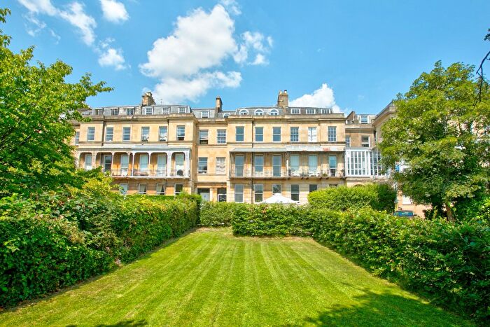 2 Bedroom Flat To Rent In Lansdown Place, Cheltenham, GL50