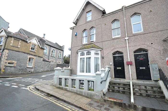 1 Bedroom Flat To Rent In Napier Terrace, Plymouth, PL4