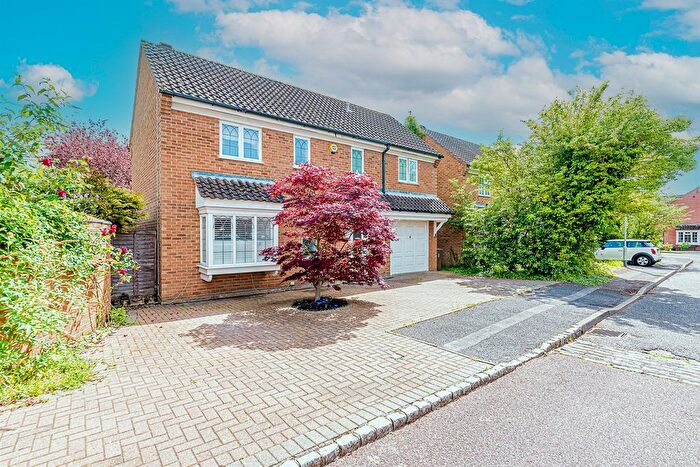 4 Bedroom Detached House To Rent In Bedfordshire Way, Wokingham, RG41