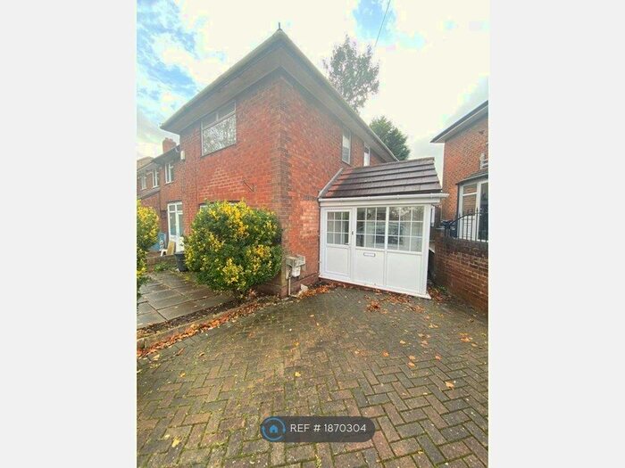 3 Bedroom Terraced House To Rent In Weoley Castle Road, Birmingham, B29