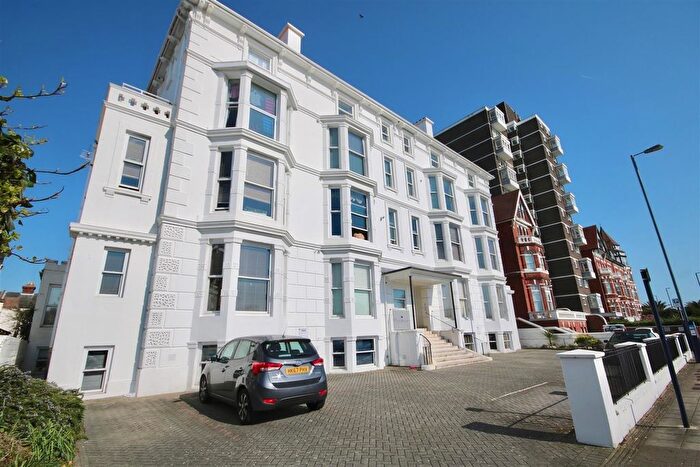 2 Bedroom Flat For Sale In Clarence Parade, Southsea, PO5