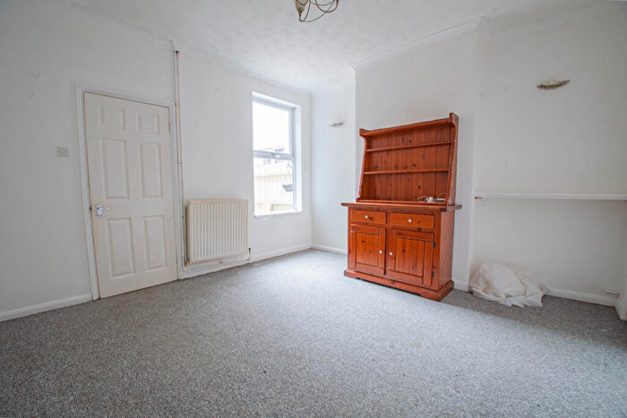 3 Bedroom Terraced House For Sale In St. Marks Street, Peterborough, PE1