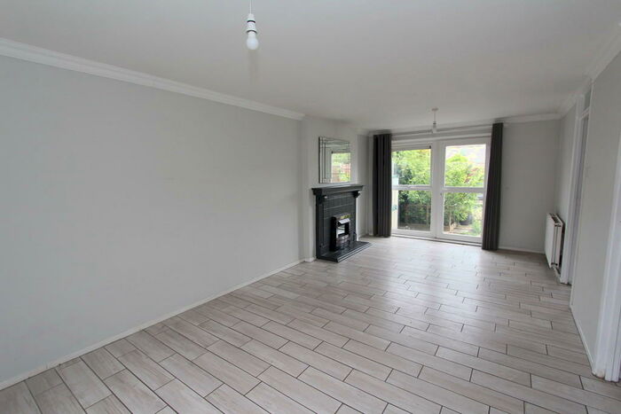 3 Bedroom Terraced House To Rent In Ormond Road, Sheffield, S8