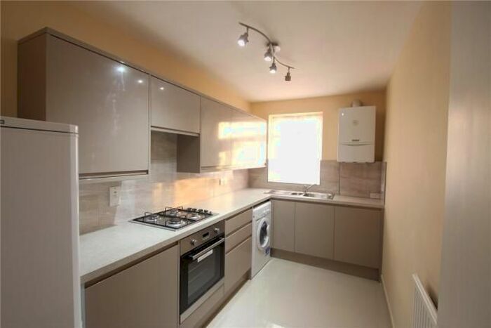 1 Bedroom Flat To Rent In Essoldo Way, Edgware, HA8