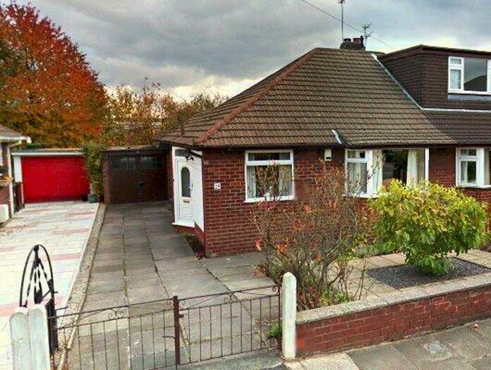 3 Bedroom Bungalow To Rent In Ashbrook Close, Denton, Manchester, Manchester, M34