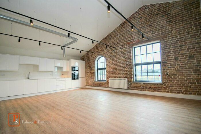 2 Bedroom Apartment To Rent In Maponite Buildings, Hawkins Road, Colchester, Essex, CO2