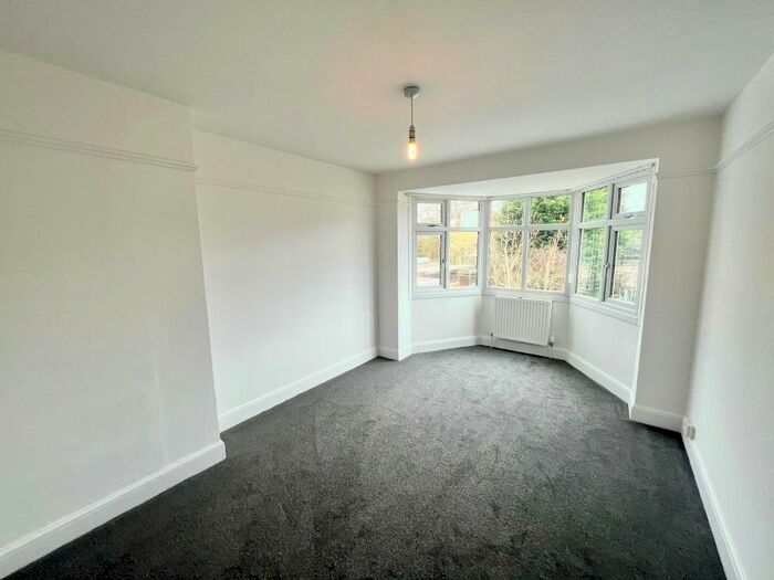 3 Bedroom Semi-Detached House To Rent In Harlech Crescent, Sketty, Swansea, SA2