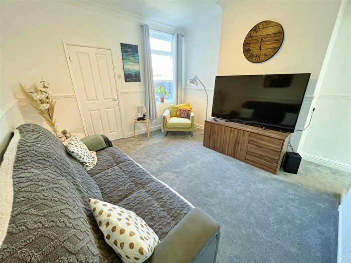 2 Bedroom End Of Terrace House To Rent In Heber Street, Goole, DN14