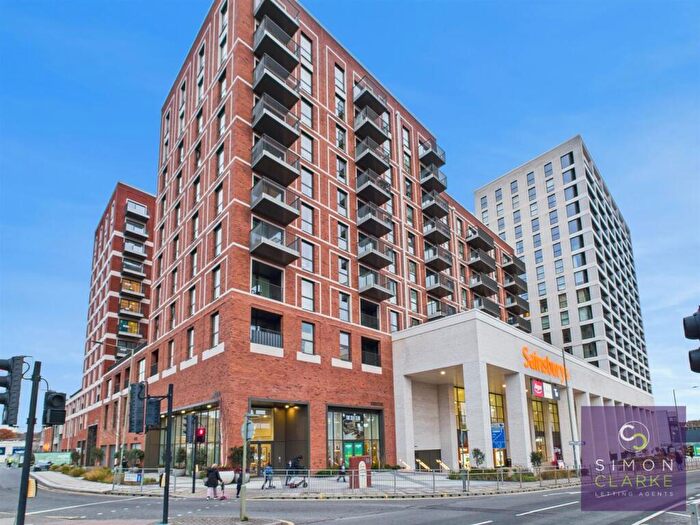 1 Bedroom Apartment To Rent In Silkstream, Hendon, NW9