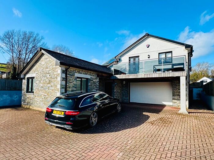 3 Bedroom Detached House For Sale In St. Johns Road, Millbrook, Torpoint, PL10