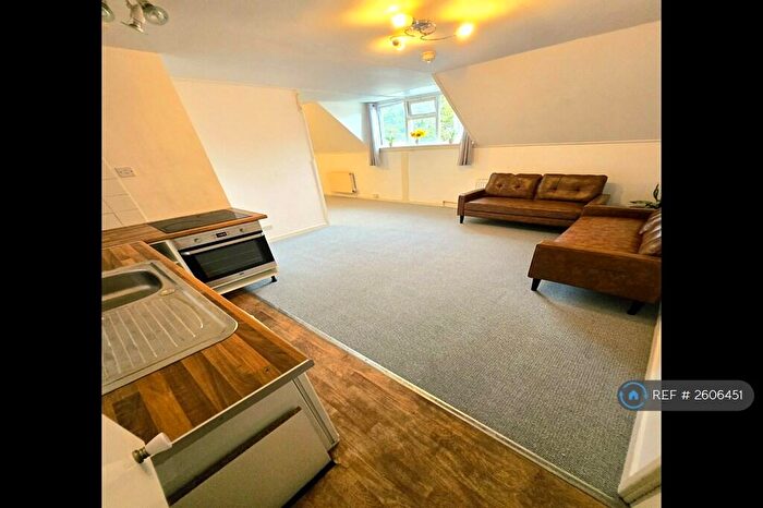 1 Bedroom Flat To Rent In The Courtyard, Bournemouth, BH1