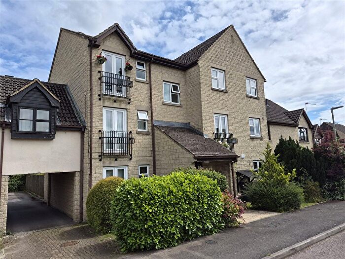 1 Bedroom Flat For Sale In Kemble Drive, Cirencester, GL7
