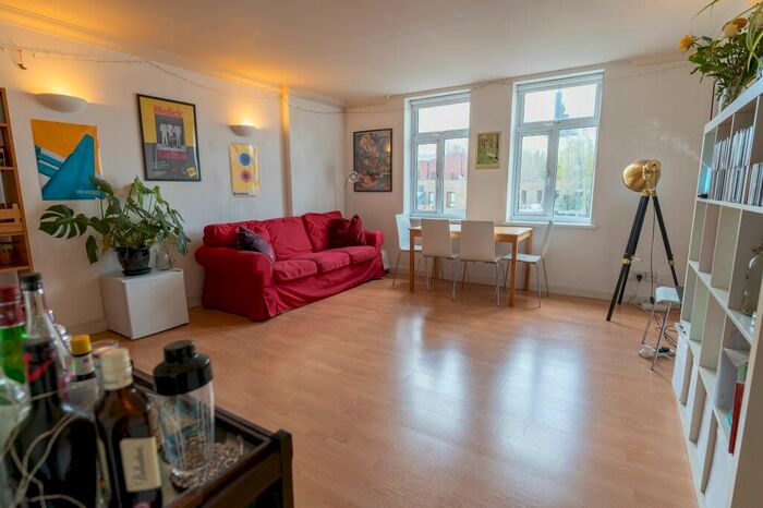 1 Bedroom Flat To Rent In Stoke Newington High Street, Abney Park Court, N16