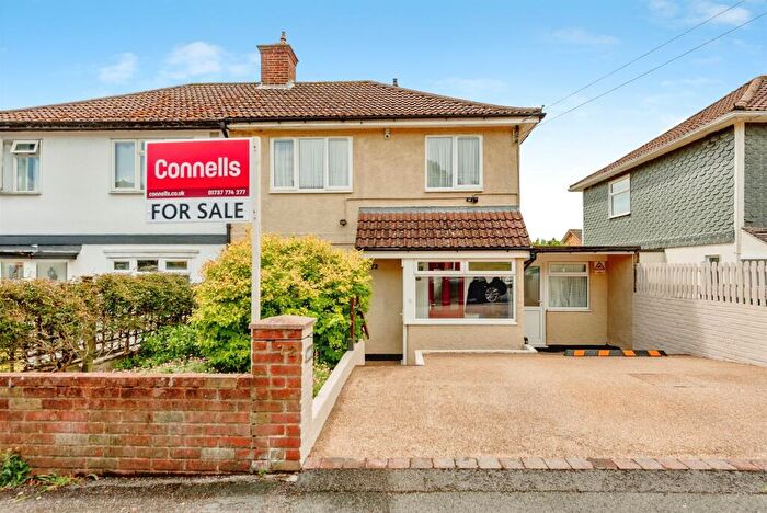 3 Bedroom Semi-Detached House For Sale In Radstock Way, Merstham, Redhill, RH1