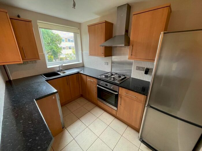 1 Bedroom Property To Rent In Stanwell Road, Ashford, TW15