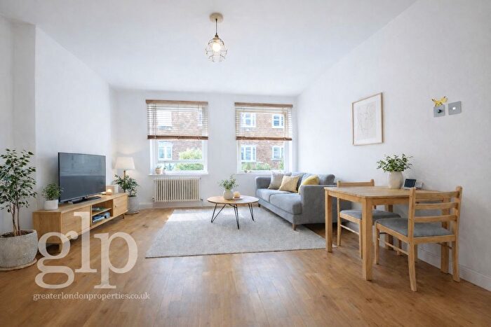 1 Bedroom Flat To Rent In Gower Mews, Bloomsbury, WC1E