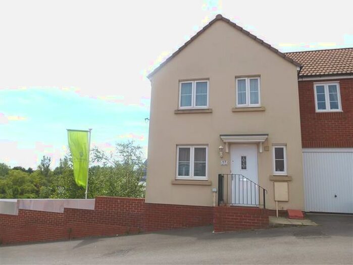 3 Bedroom Semi-Detached House To Rent In Great Mead, Yeovil, BA21