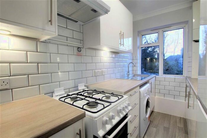 1 Bedroom Flat To Rent In Hawthorne Court, Northwood Hills HA6