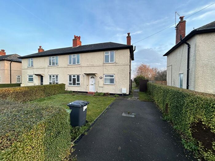 3 Bedroom Semi Detached House For Sale In Broadway, Farcet, Peterborough, PE7