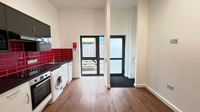 Studio To Rent In Sturry Road, Canterbury, CT1