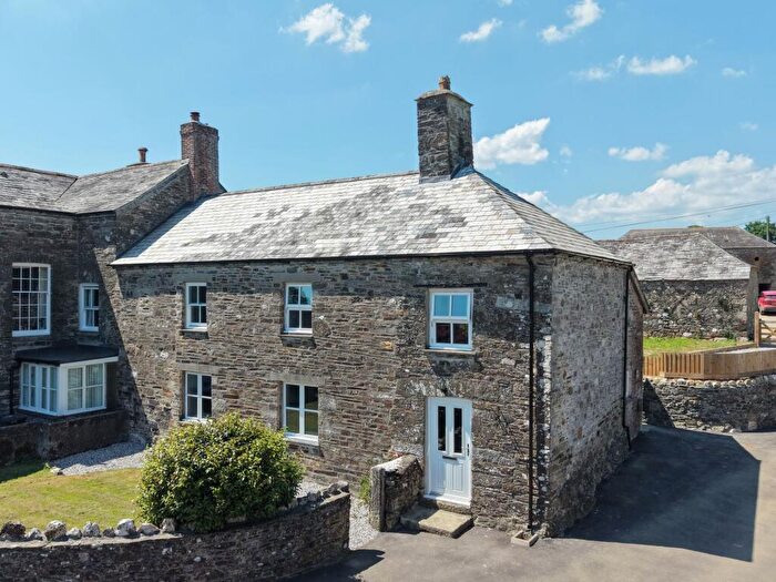 4 Bedroom Semi Detached House For Sale In Coads Green, Launceston, PL15