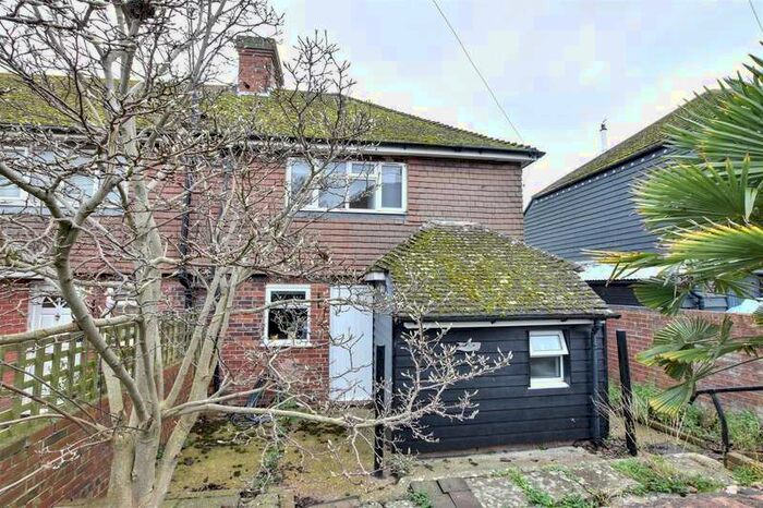 3 Bedroom House To Rent In Tram Road, Rye Harbour, TN31