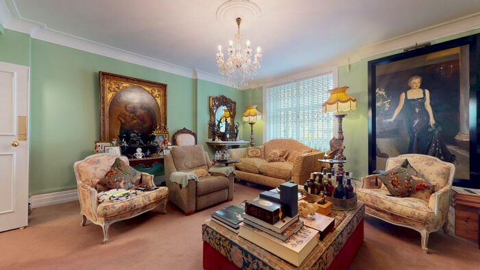 2 Bedroom Flat To Rent In Portland Place, London, W1B