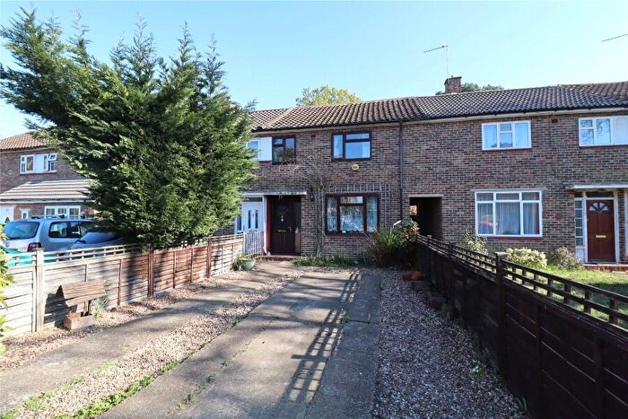 3 Bedroom Terraced House To Rent In Woking, Surrey, GU21