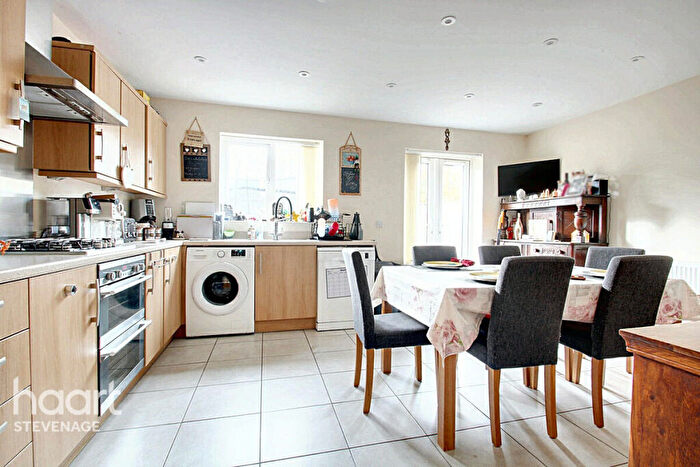 4 Bedroom Semi-Detached House For Sale In Glanville Crescent, Stevenage, SG1