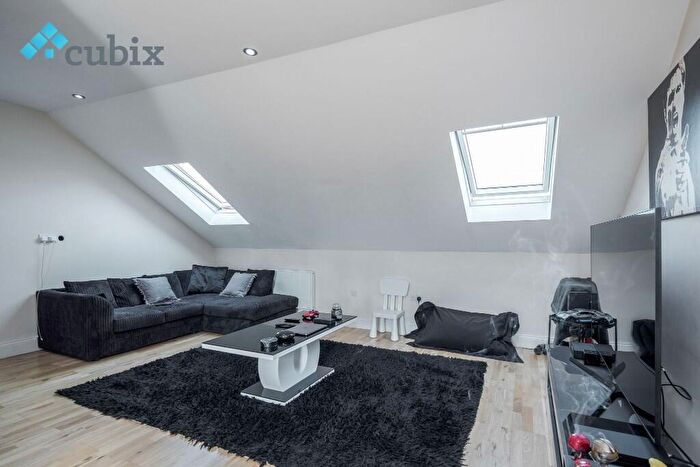 1 Bedroom Flat To Rent In Portland Road, London, SE25