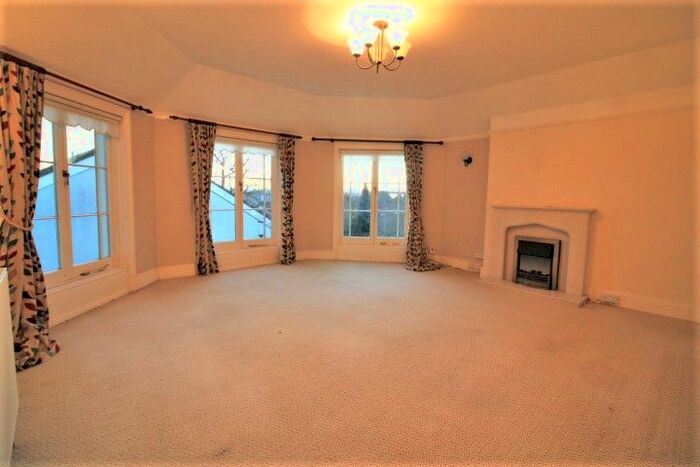 2 Bedroom Flat To Rent In Union Road, Exeter EX4