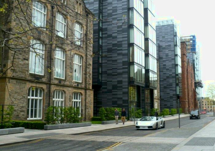 2 Bedroom Apartment To Rent In Simpson Loan, Edinburgh, EH3