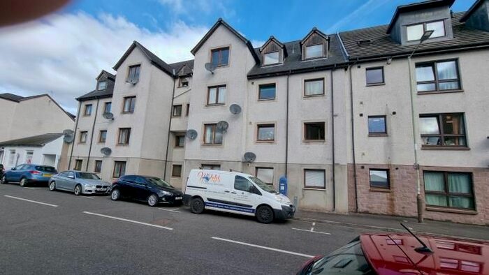 2 Bedroom Flat To Rent In South William Street, Perth, PH2