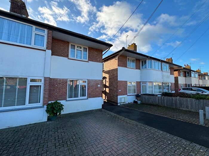 2 Bedroom Flat To Rent In Gilda Crescent, Polegate, BN26