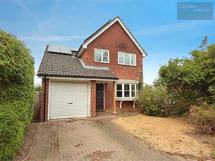 3 Bedroom Property For Sale In Church Lane, Wrestligworth, SG19