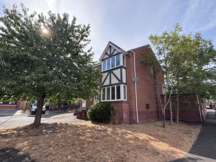 3 Bedroom Detached House For Sale In Teasel Drive, Woodville, Swadlincote, DE11