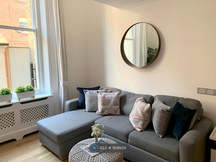 2 Bedroom Flat To Rent In Courtfield Gardens, London, SW5