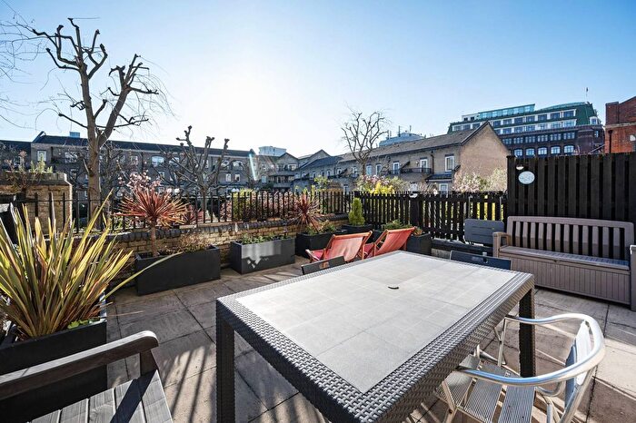 2 Bedroom Maisonette For Sale In Hooper Street, Aldgate, London, E1