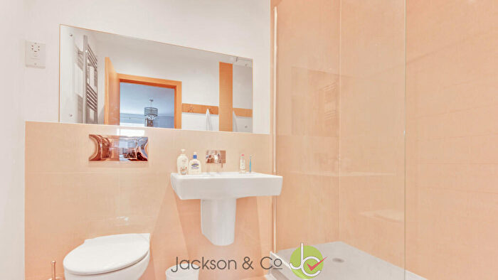 2 Bedroom Apartment To Rent In Sail House, Colchester, CO2