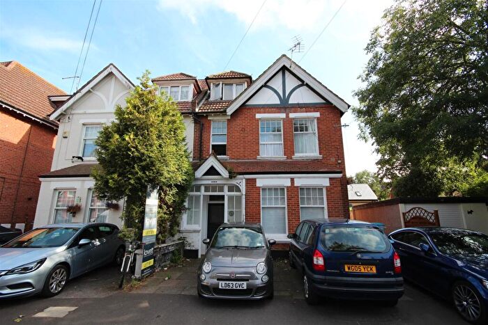 Studio To Rent In St Johns Road, Boscombe, Bournemouth, BH5
