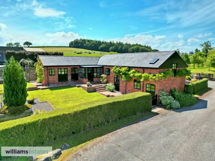 4 Bedroom Detached House For Sale In Coppi Road, Denbigh, LL16