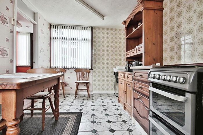 3 Bedroom Terraced House For Sale In Sandford Close, Bransholme, Hull, HU7