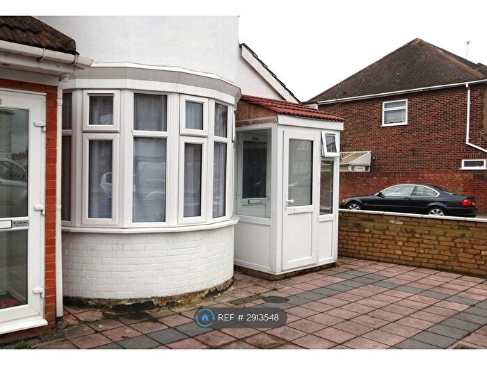 1 Bedroom Flat To Rent In Victoria Road, Ruislip, HA4