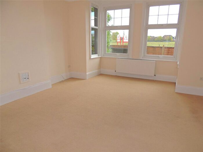 2 Bedroom Apartment To Rent In Duppas Hill Road, Croydon, CR0