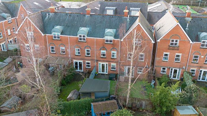 4 Bedroom Terraced House For Sale In Navigation Way, Oxford, OX2