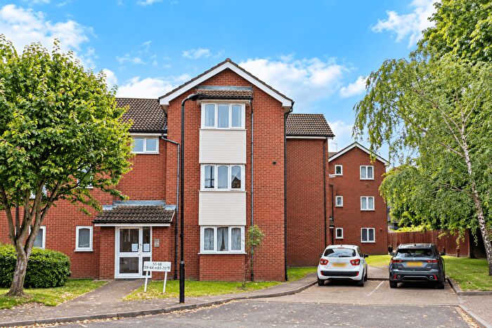 1 Bedroom Flat To Rent In Vicarage Close, Northolt, UB5