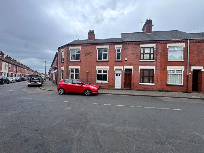 3 Bedroom End Of Terrace House To Rent In Tudor Road, Leicester, LE3