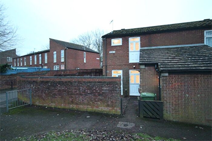 3 Bedroom Terraced House To Rent In Fulmar Lane, Wellingborough, NN8