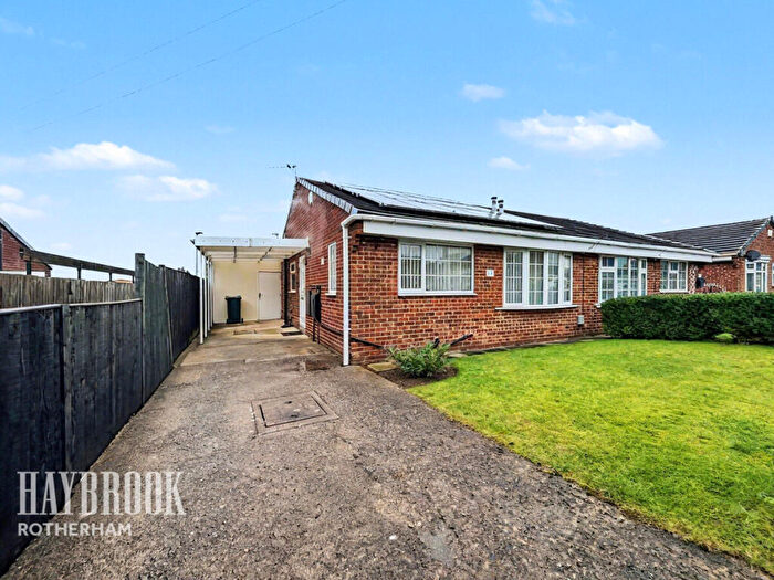 2 Bedroom Semi-Detached Bungalow For Sale In Greenfield Gardens, Flanderwell, S66
