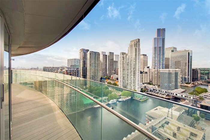 2 Bedroom Apartment For Sale In Arena Tower, Crossharbour Plaza, E14